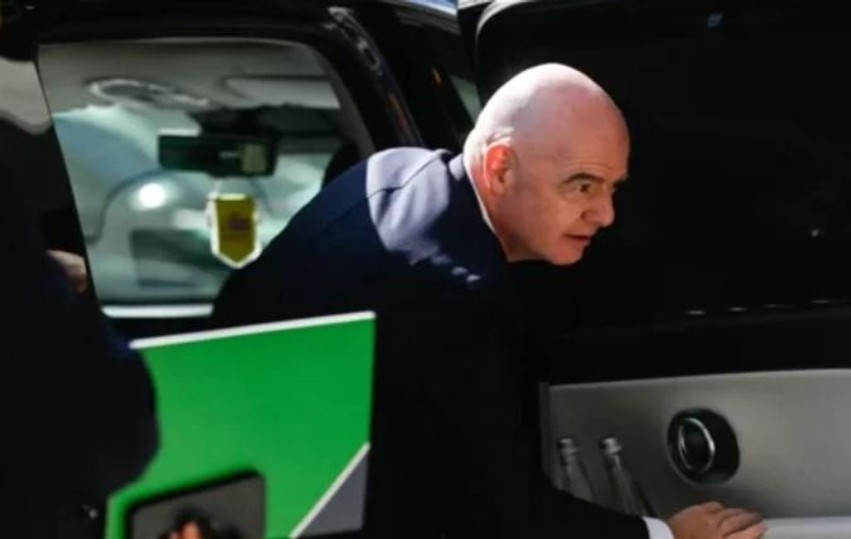 Skandali financiar trondit FIFA-n: Gianni Infantino në qendër të akuzave për pagesa të padeklaruara