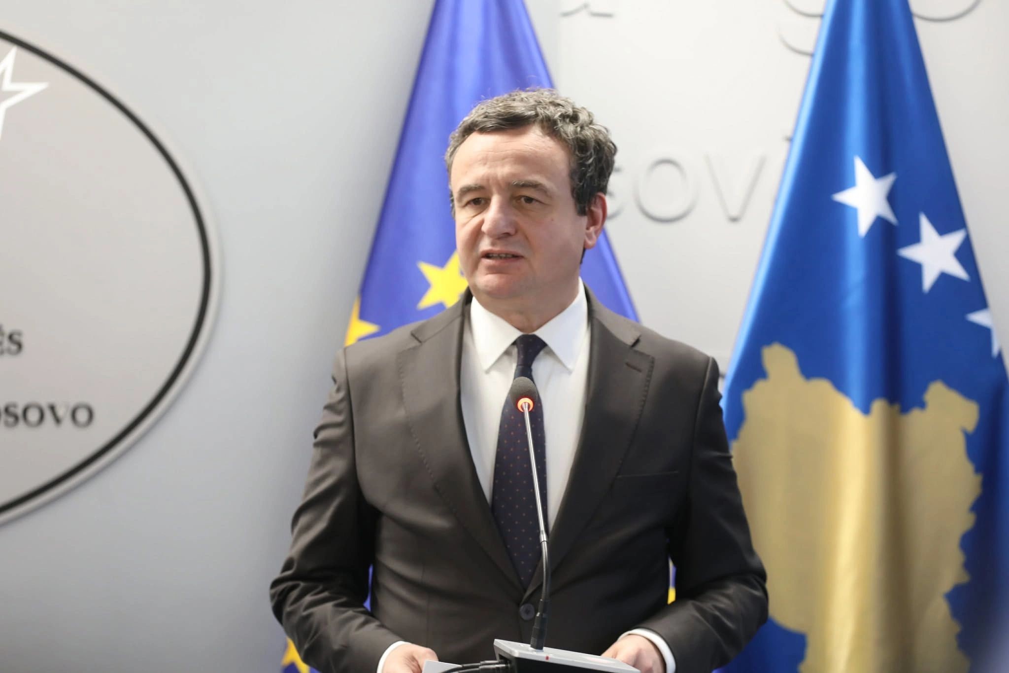 Kurti nga Prishtina: Aktakuzat e Gjykatës Speciale janë të mbushura me lëshime historike dhe juridike
