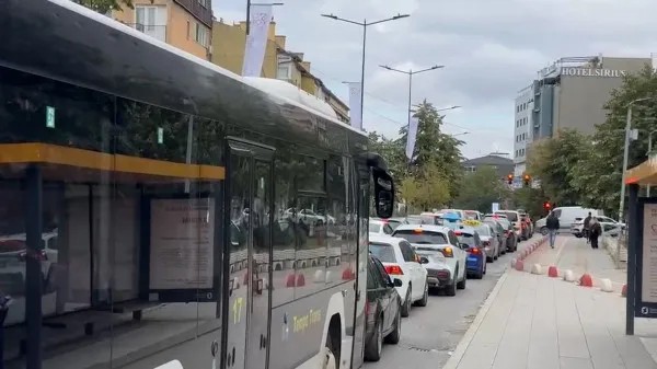 2 euro për të hyrë me veturë në qendër të Prishtinës