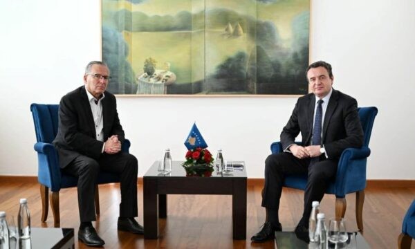 Diskutime urgjente Kurti-Hamza në prag të afatit kushtetues për presidentin dhe Gjykatën Speciale