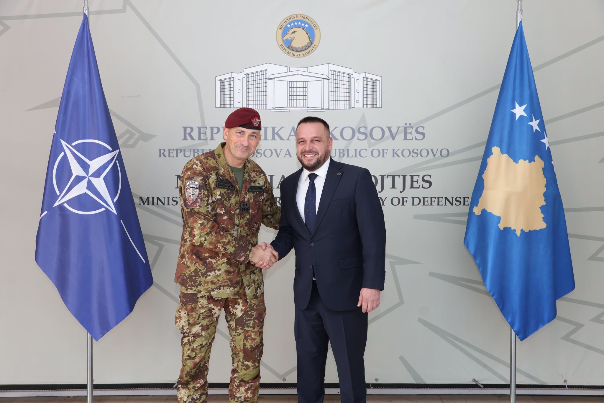 Ministri Maqedonci pret komandantin e KFOR-it: Integrimi në NATO mbetet synim parësor i Kosovës