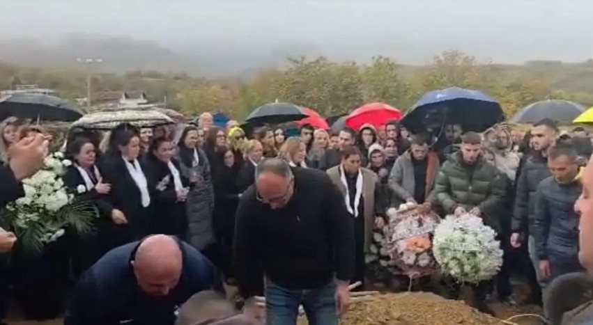 Varrimi i Arlinda Zekajt, dhimbje e thellë dhe lot për 30-vjeçaren e vrare nga ish-kunati