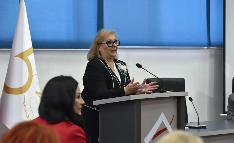 Njohja me Justina Shiroka Pulën: Akademikja që theu tabutë dhe kandidatja e mundshme për kreun e shtetit