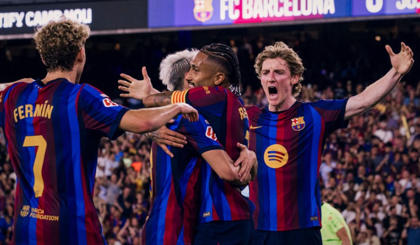 E ardhmja është blaugrana: Barcelona arrin marrëveshjen afatgjatë me yllin e Hansi Flick