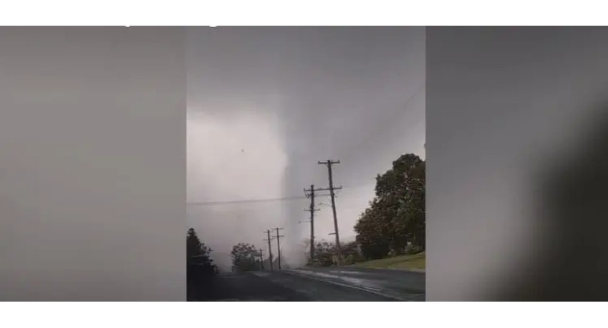 Pamje dramatike: Një tornado e rrallë godet zonën e banuar në Australi dhe lë pas dëme materiale