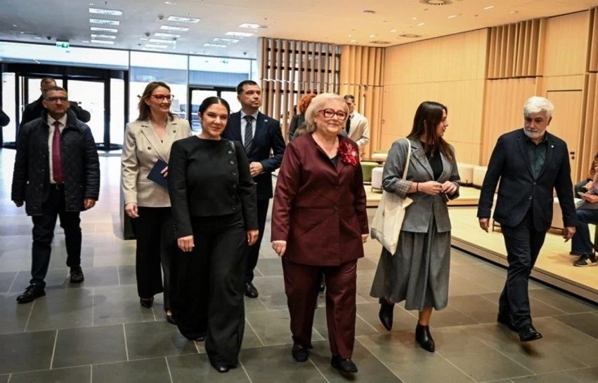 Trashëgimia shqiptare në Budapest: Presidentja Shiroka Pula viziton Muzeun Etnografik