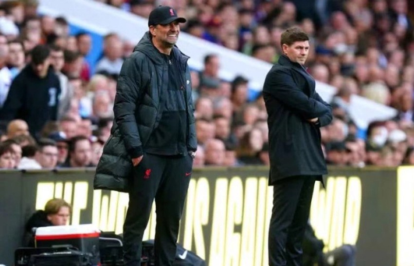 Pendimi i Gerrard: “Do të kisha qëndruar te Liverpooli sikur ta dija se do vinte Klopp”