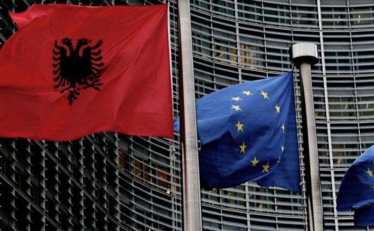 Standardet e BE-së: Shqipëria përgatit kuadrin e ri ligjor për llogaritë bankare dhe transparencën tatimore