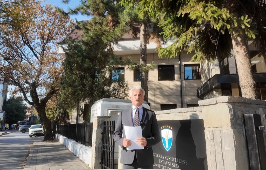 Koci i drejtohet Gjykatës Kushtetuese për shkeljen e afatit të Presidentit: Kuvendi duhet të shpërndahet