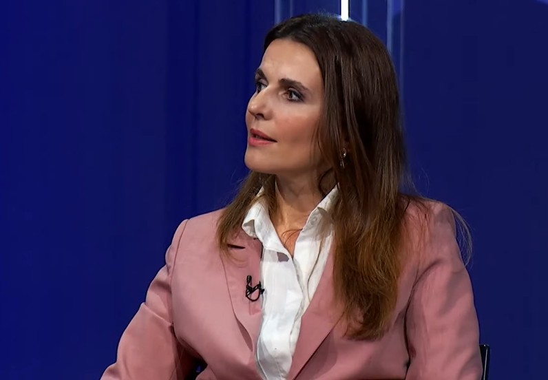 Vlora Çitaku i kundërpërgjigjet Gani Gecit: Për mbrojtjen e UÇK-së nuk marrim leje nga askush