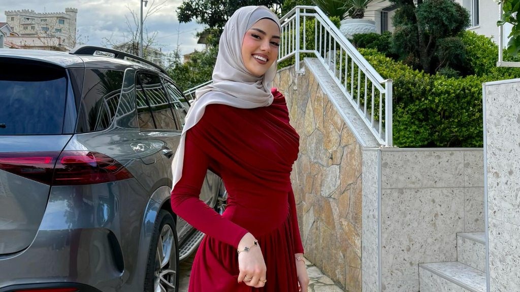 Skandali i fotove me Ergys Agasin, Hati thyen sërish heshtjen: Janë prodhuar me Inteligjencë Artificiale
