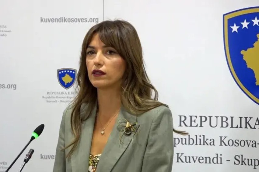Albulena Haxhiu nis vizitën zyrtare në Shkup: Axhenda e takimeve të nivelit të lartë