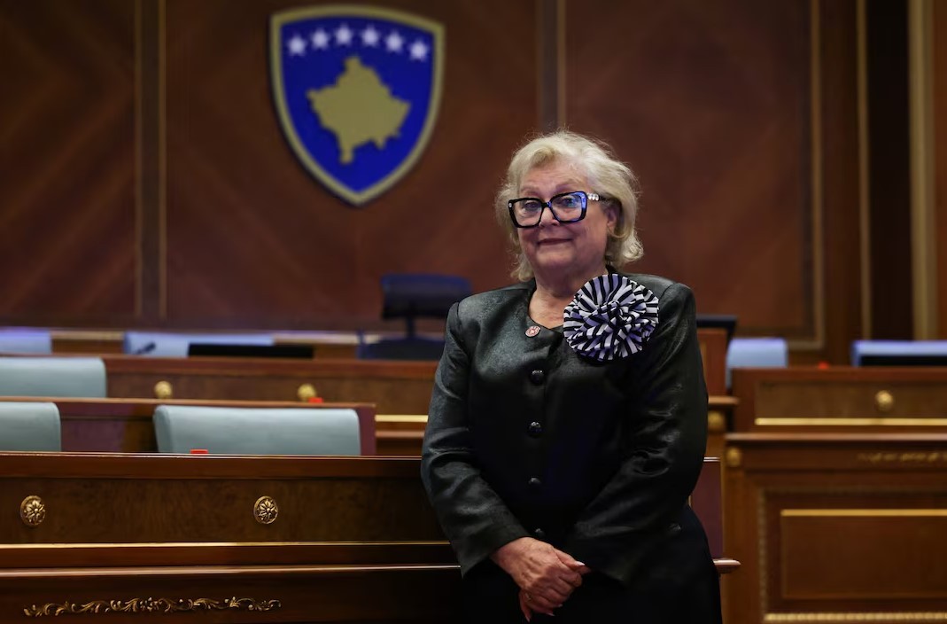 Presidentja pritet ta kthejë nesër në Kuvend ligjin për Dhomat e Specializuara
