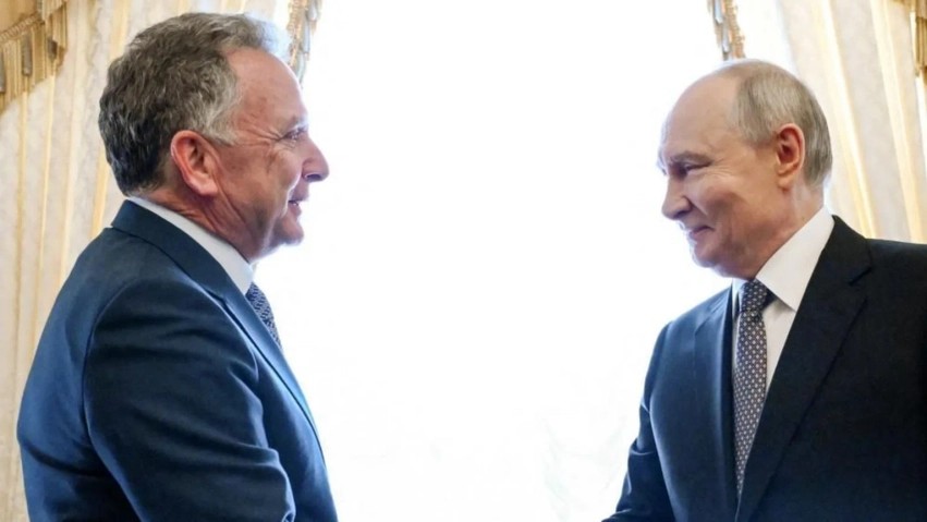 Rusia thotë se është e gatshme të rifillojë bisedimet me Ukrainën dhe SHBA-në për t’i dhënë fund luftës