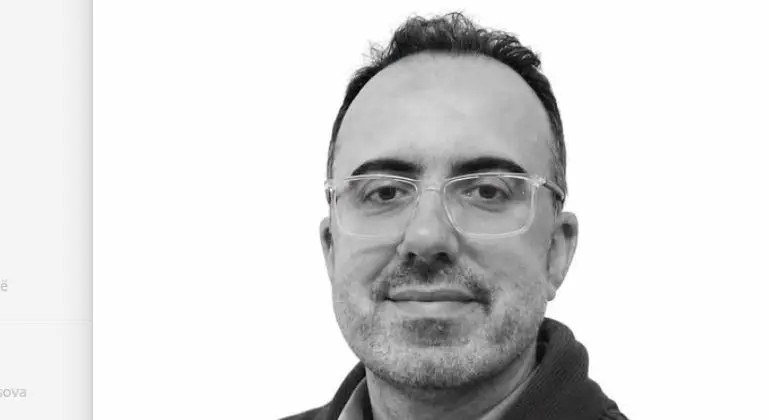 Humbje e madhe për shëndetësinë kosovare: Ndërron jetë drejtori i Klinikës së Biokimisë në QKUK, Leonard Kurti