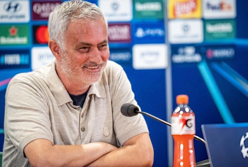 Mourinho rikthehet në 'Olimpico': Emocione dhe përballje strategjike kundër Romës