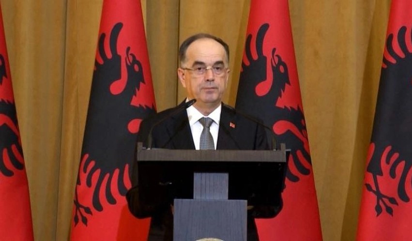 Kreu i Shtetit i dërgon mesazh magjistratëve të rinj: Përgjegjësi historike për drejtësinë dhe rikthimin e besimit publik