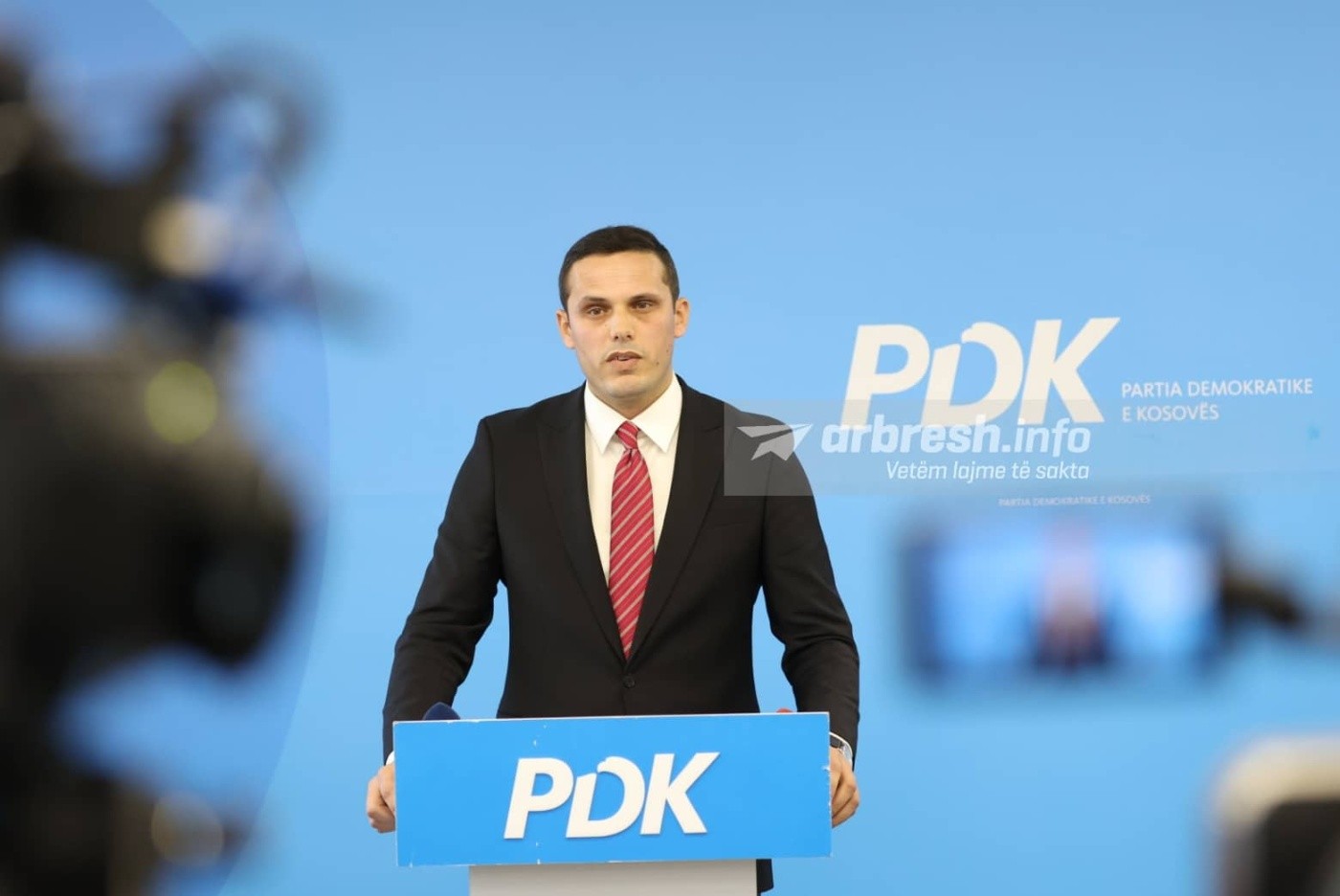 Gruda: Gjykata Kushtetuese në Hagë s'do të ketë fuqi të shfuqizojë ligjin e ri, kompetenca i mbetet Prishtinës