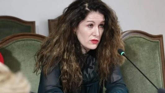 Çështja e ish-shefes së SHISH, Vlora Hyseni kërkon ndryshimin e masës së sigurisë në Apelin e Posaçëm