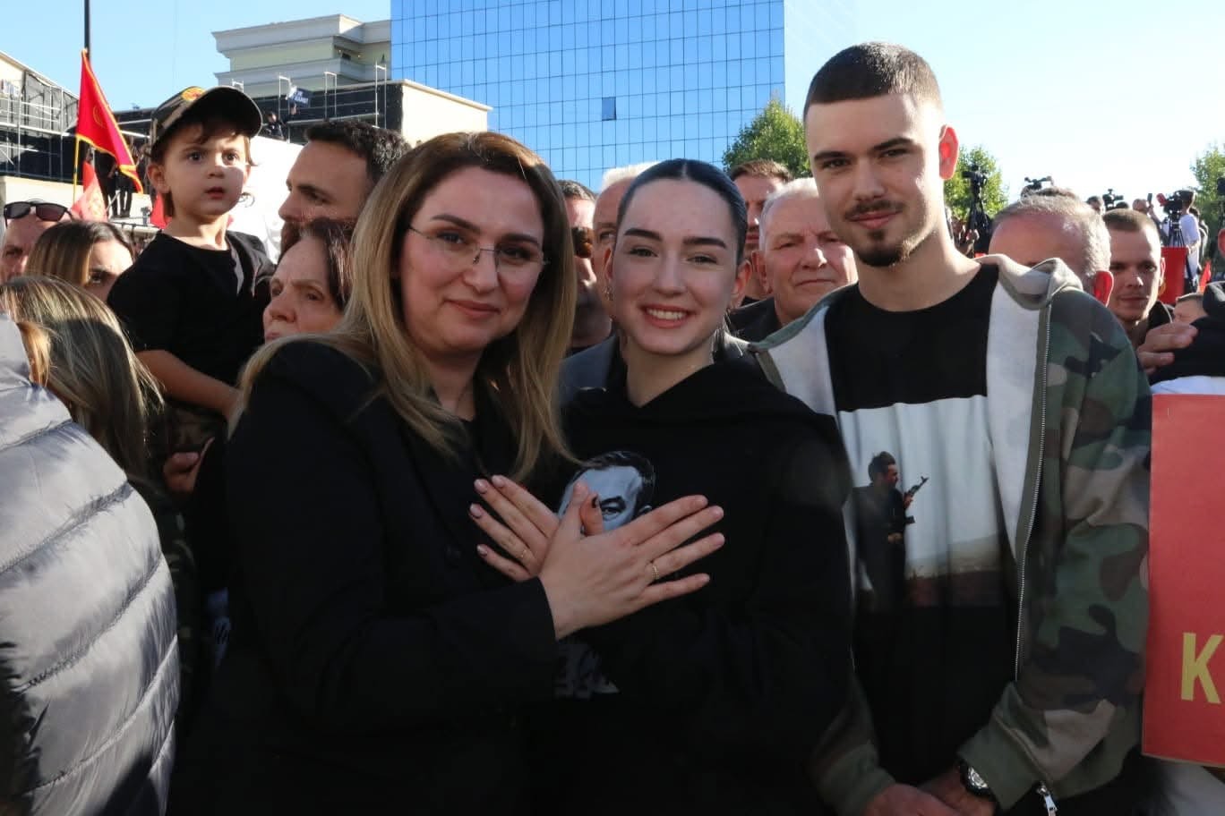 Nga protestat e studentëve te marshi për UÇK-në, reagon Shqipe Selimi: Zëri i lirisë mbetet i pandalshëm