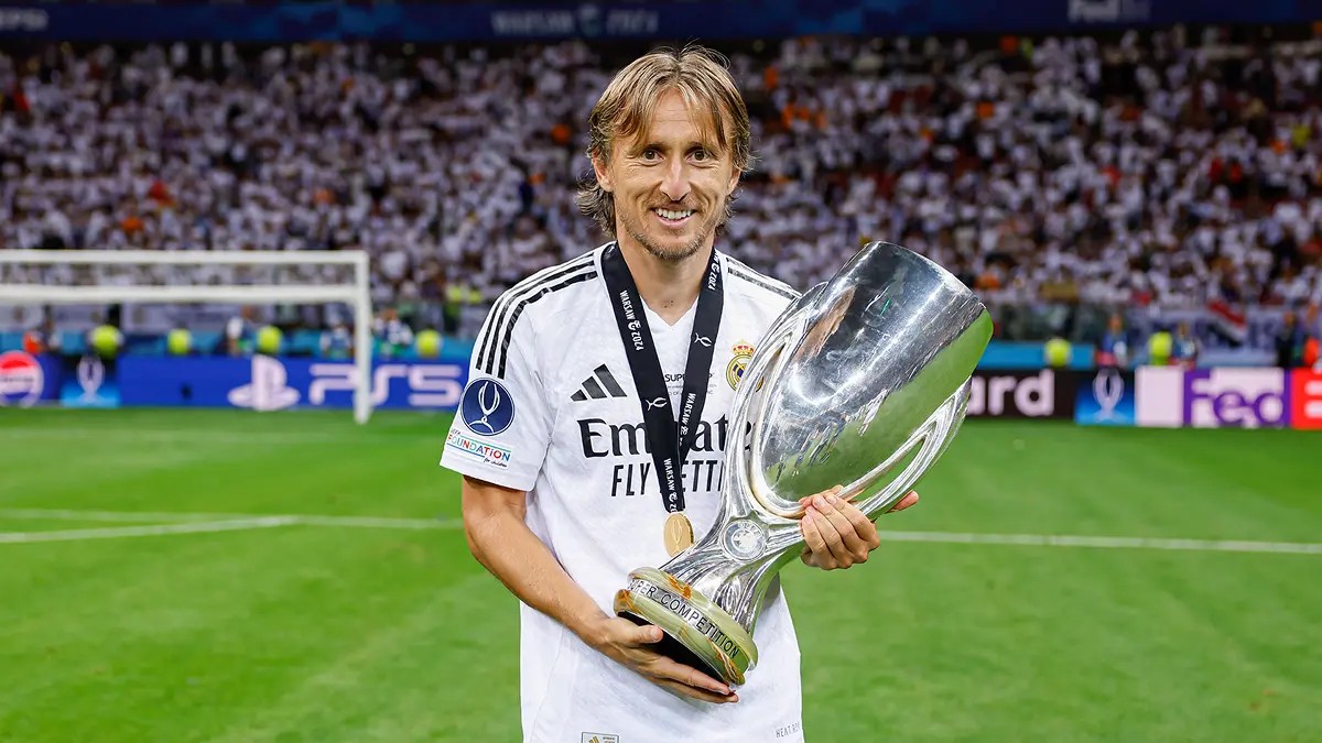 Planet e Luka Modric pas “varjes së këpucëve në gozhdë”: Legjenda kroate synon rikthimin te Real Madridi
