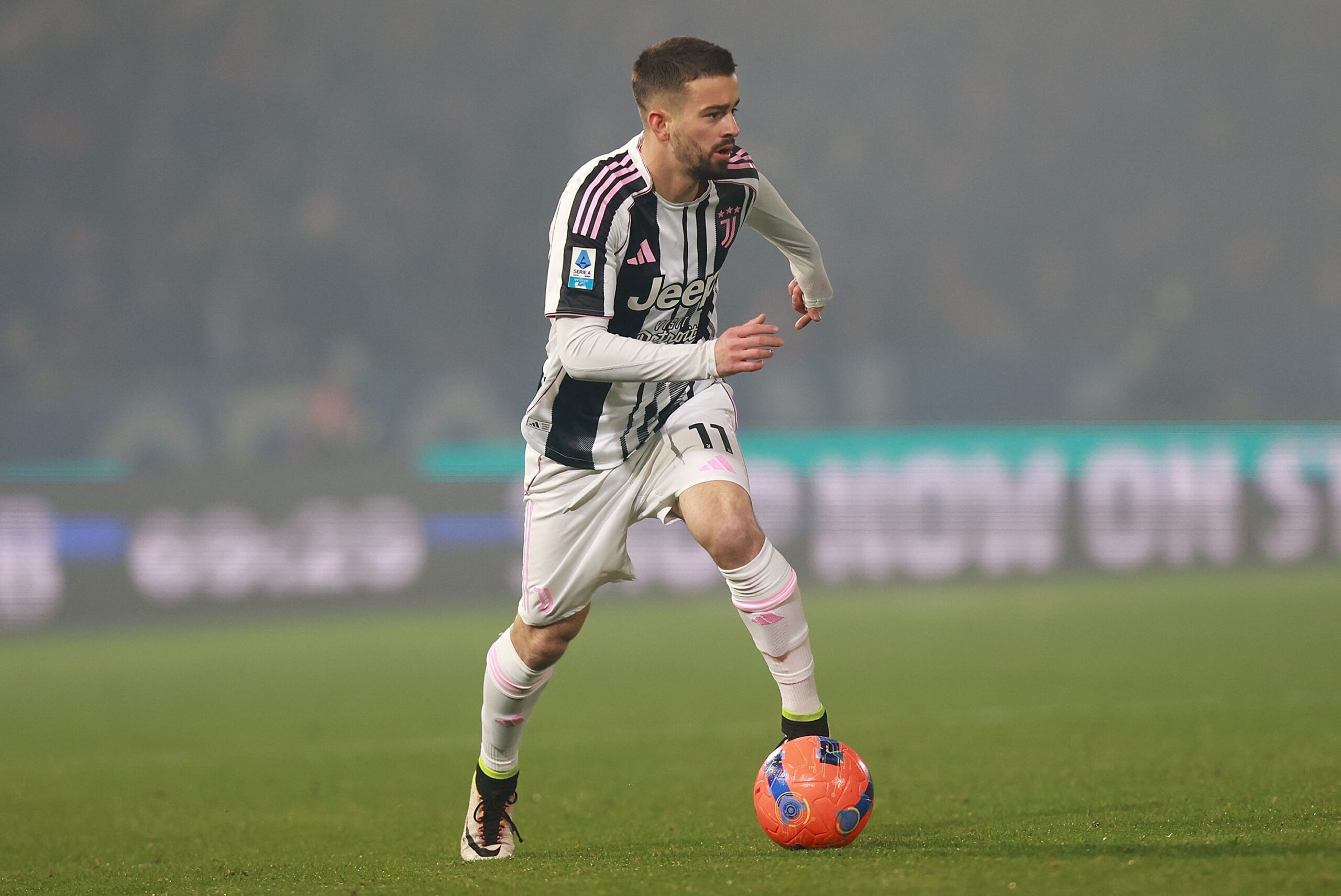 Genoa ndal Juventusin, Edon Zhegrova shkëlqen me paraqitjen e tij në pjesën e dytë