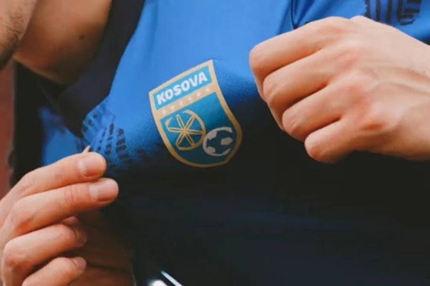 A do të mund të sigurohen fanellat zyrtare të Kosovës? Agim Ademi zbulon detajet për pikat e shitjes