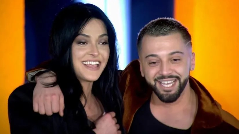“Marre ju qoftë!” – Motra e Gjestit shpërthen në kritika të ashpra në njëvjetorin e humbjes tragjike të vëllait