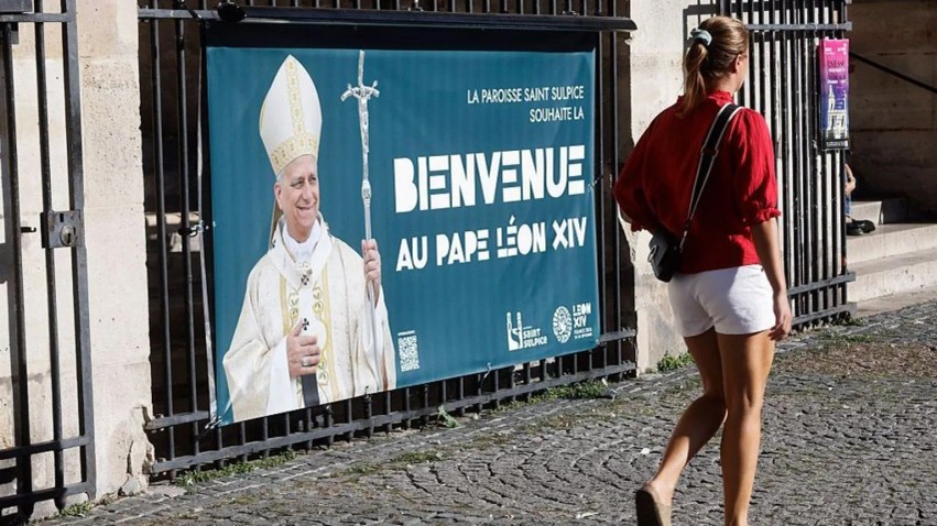 Nis vizita katërditore e Papa Leo XIV në Francë, qindra mijëra besimtarë vërshojnë në rrugët e Parisit