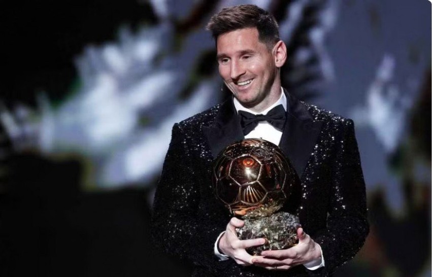 Përballja historike: Messi dhe Ronaldo mes legjendave për çmimin “Topi i Artë i të gjitha kohërave”