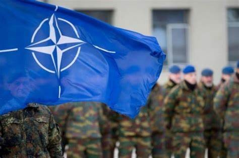 Kosova pritëse e delegacionit të NATO-s, paralajmërohet takimi me kryeparlamentaren Haxhiu