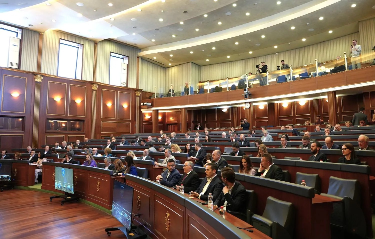Kuvendi i Kosovës miraton ndryshimet në Ligjin për Dhomat e Specializuara