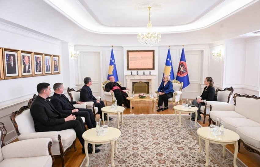 Vlerësimi i Presidencës për Kishën Katolike: Roli kyç në harmoninë ndërfetare dhe bashkëjetesë
