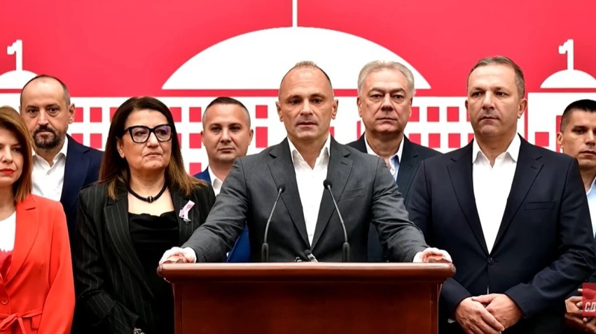 Filipçe i drejtohet Mickoskit para vizitës së Von der Leyen: Mos rreziko ardhmërinë e shtetit, izolimi sjell varfëri dhe shpërngulje
