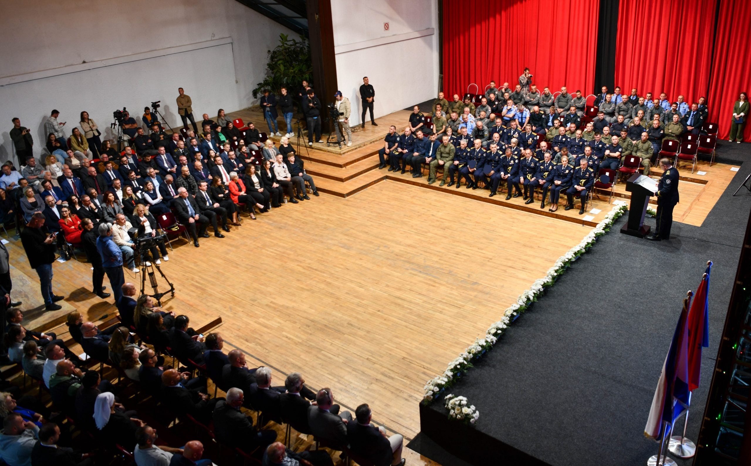 Prishtina nderohet në trevjetorin e rënies së Heroit Afrim Bunjaku: Sakrificë për sovranitetin dhe rendin kushtetues