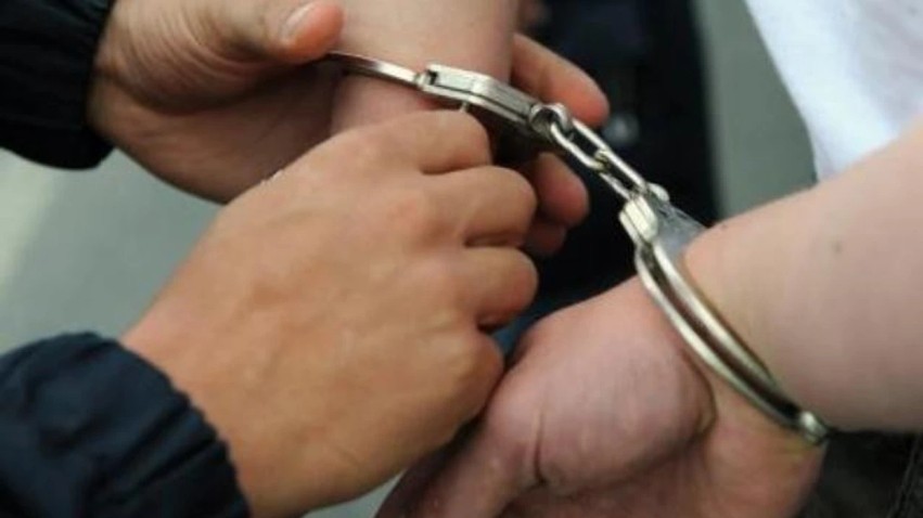 Operacioni i policisë në Gostivar: Vihet në pranga 27-vjeçari, iu kapën paketime me kokainë