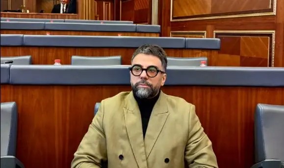 Deputeti i PDK-së bën thirrje urgjente: Qeveria të ndryshojë menjëherë Ligjin për Gjykatën Speciale
