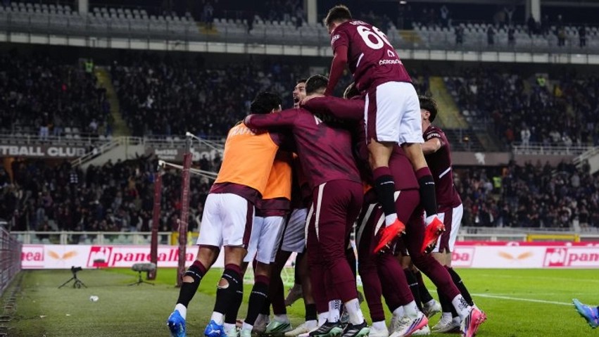 Torino triumfon në një ndeshje dramatike, Ismajli protagonist në fushë për 90 minuta
