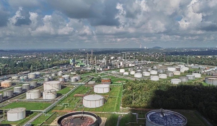 Kriza energjetike: 11 shtete të Bashkimit Evropian nxjerrin në treg mbi 20 milionë fuçi naftë nga rezervat e emergjencës
