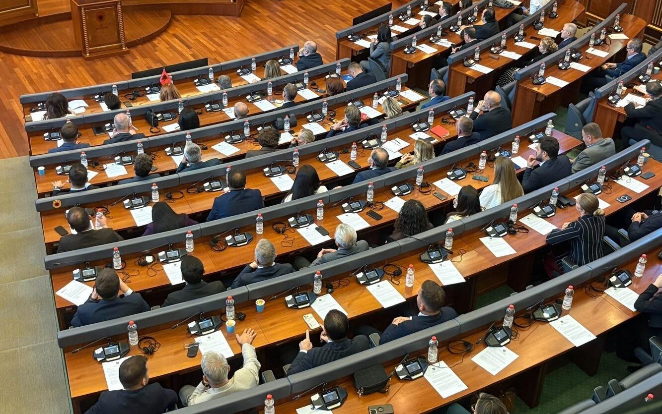 Kuvendi miraton në parim paketën e re ligjore për sistemin e drejtësisë me 70 vota pro