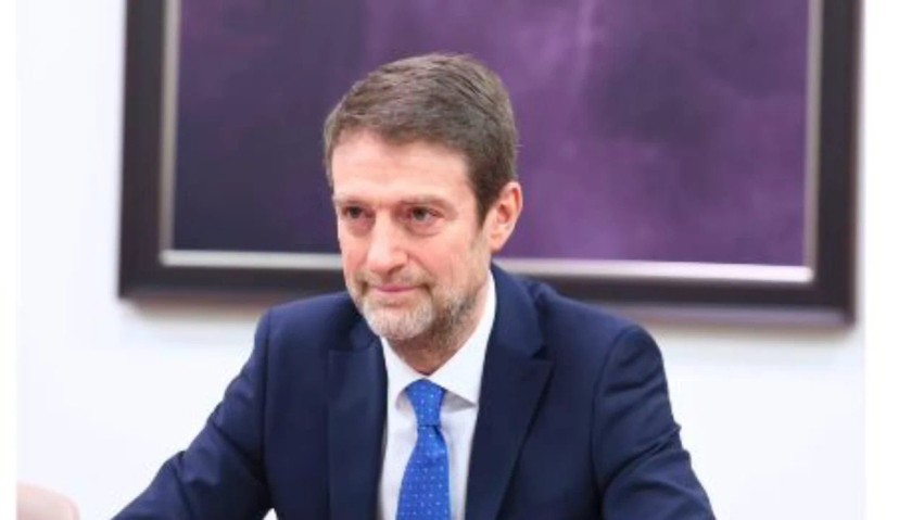 Ferit Hoxha i uron sukses Justina Shiroka-Pulës: Tirana do të jetë gjithmonë krah Prishtinës