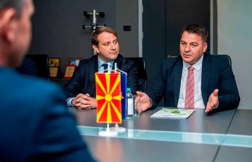 Thellimi i partneritetit rajonal: Ministri Muja viziton Shkupin për agrobujqësinë dhe sigurinë ushqimore