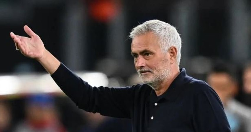 Paraqitja fantastike në “El Clasico” detyron Mourinhon të ndryshojë strategjinë për portën