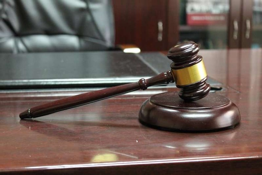 Trazira për motive xhelozie: Sipërmarrësi shqiptar dënohet me mbi 11 vite burg në Itali pasi qëlloi me armë ndaj bashkatdhetarit
