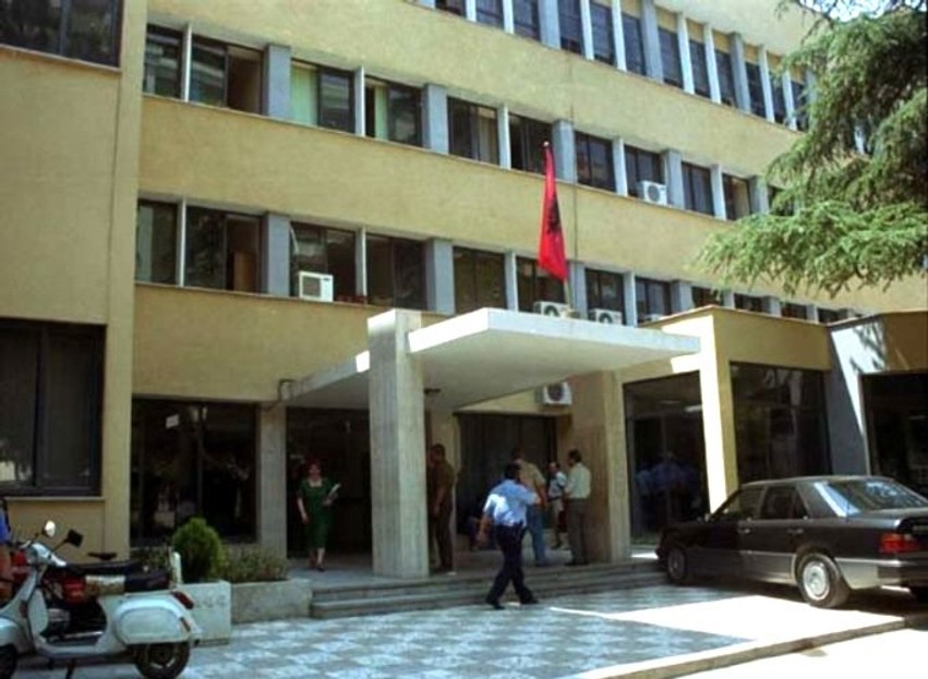 Tensione dhe drejtësi: Gjykata e Tiranës vendos sot fatin e 28 të arrestuarve nga protestat kundër qeverisë