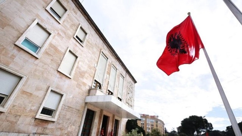 Lëvizje në kabinetin qeveritar: Dy emërime të reja në dikasteret kryesore