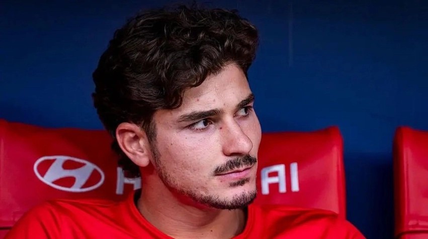 Arsenalit i zbehen shpresat për Alvarezin, sulmuesi i Atletico Madrid lakmon Barcelonën