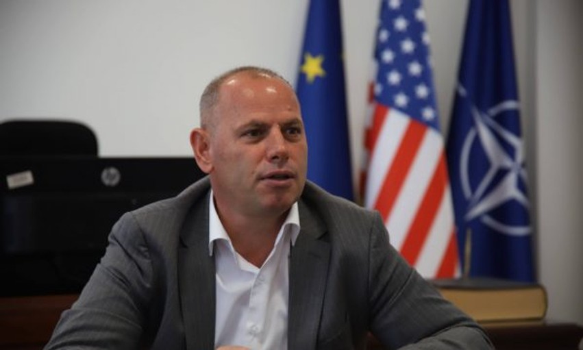Lladrovci nga Drenasi: Fati i qeverisë vuloset në kutitë e votimit, jo përmes akteve të dhunës