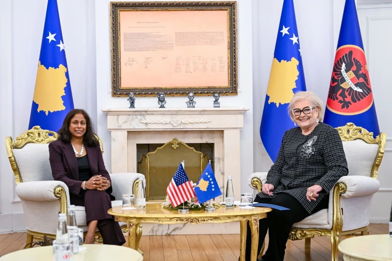 Partneriteti strategjik në fokus: Presidentja Shiroka-Pula pret në takim diplomaten amerikane Anu Prattipati