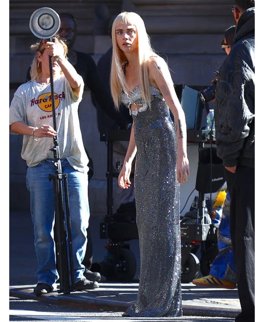 Transformimi rrënjësor i Cara Delevingne, supermodelja shfaqet krejtësisht ndryshe në rrugët e New York-ut